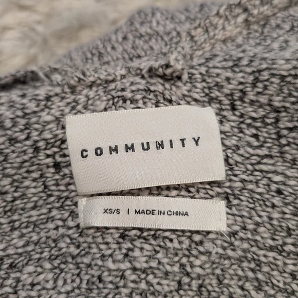 Aritzia Community Iconic Cape Knit Cardigan - Picture 8 of 9